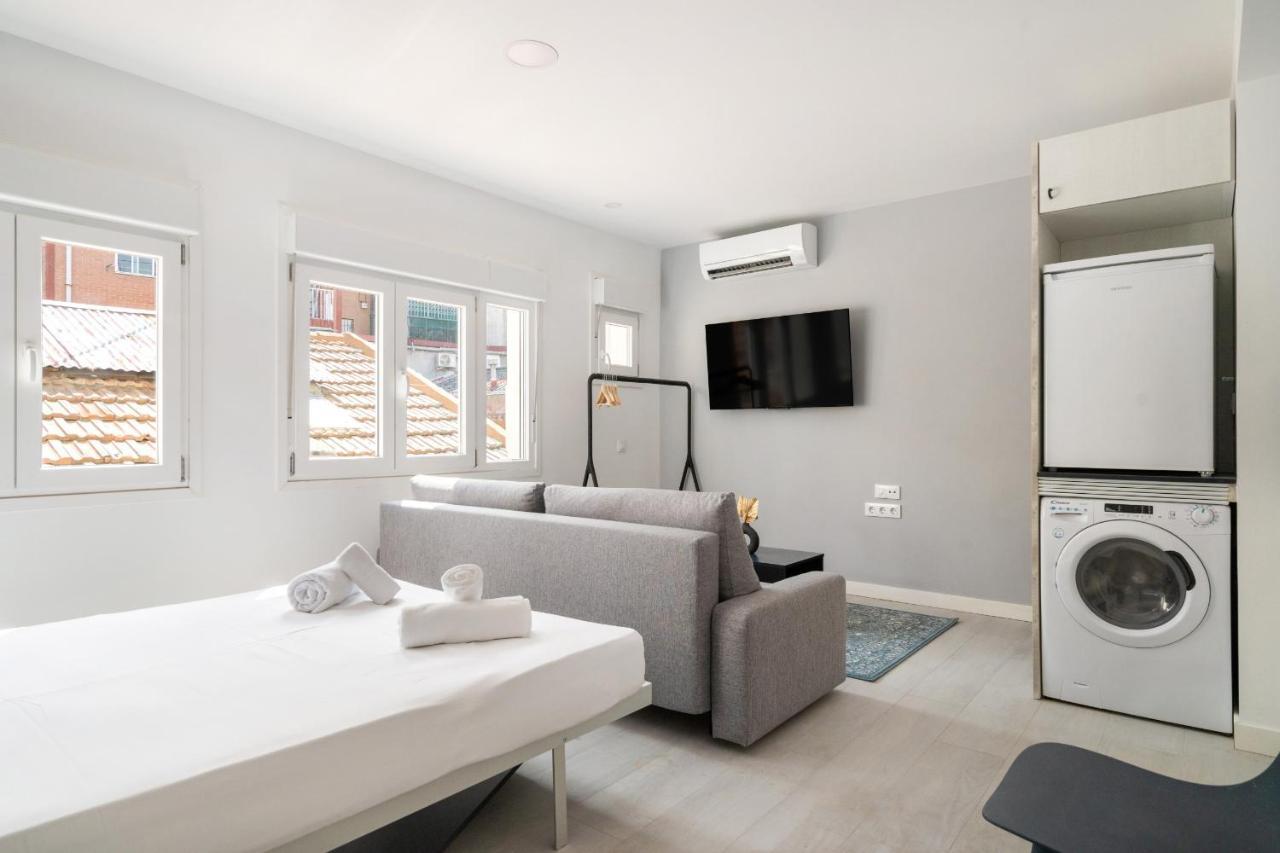 Apartamentos Reformados En Madrid Rio Ngoại thất bức ảnh